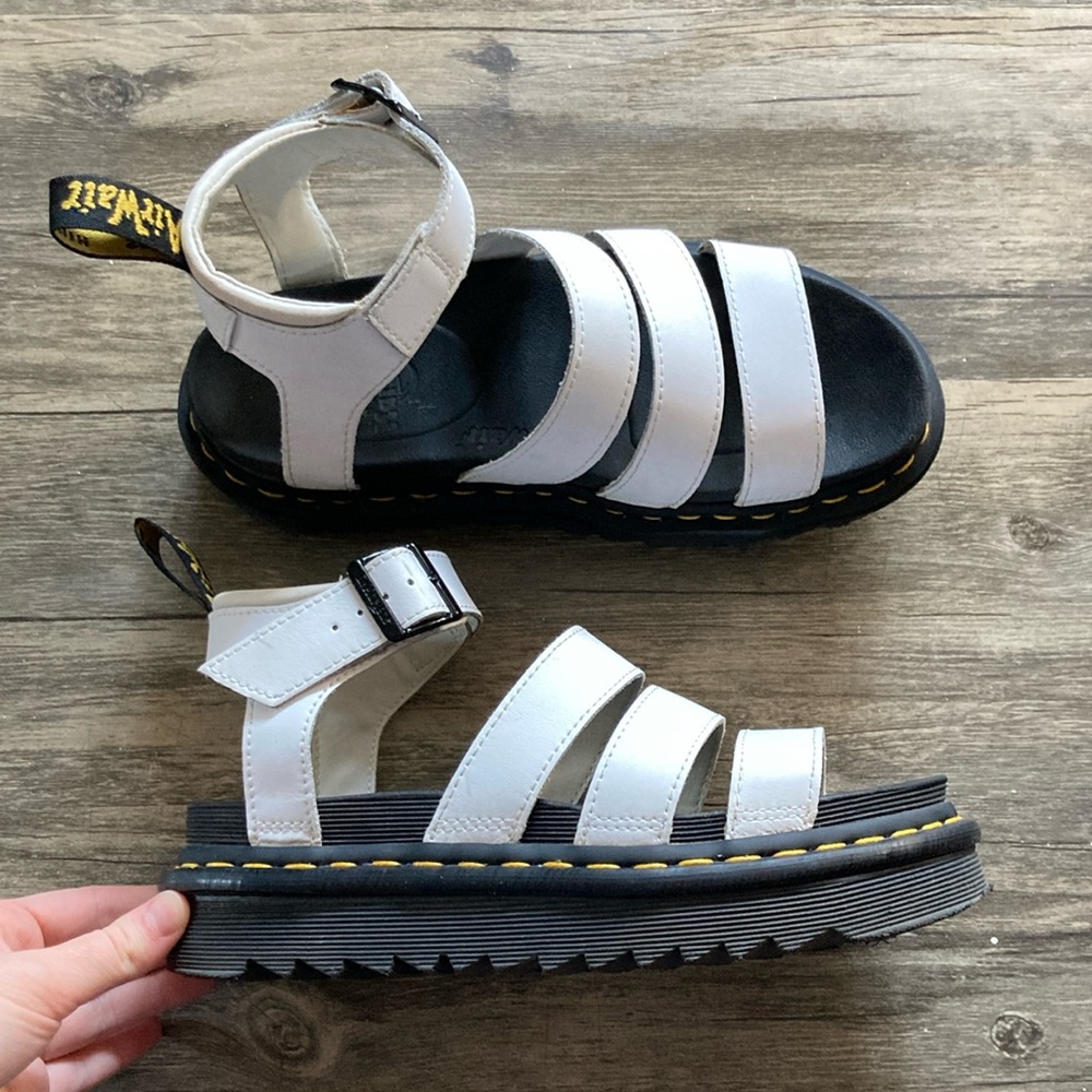 Dr Martens Blaire sandals. Size 6